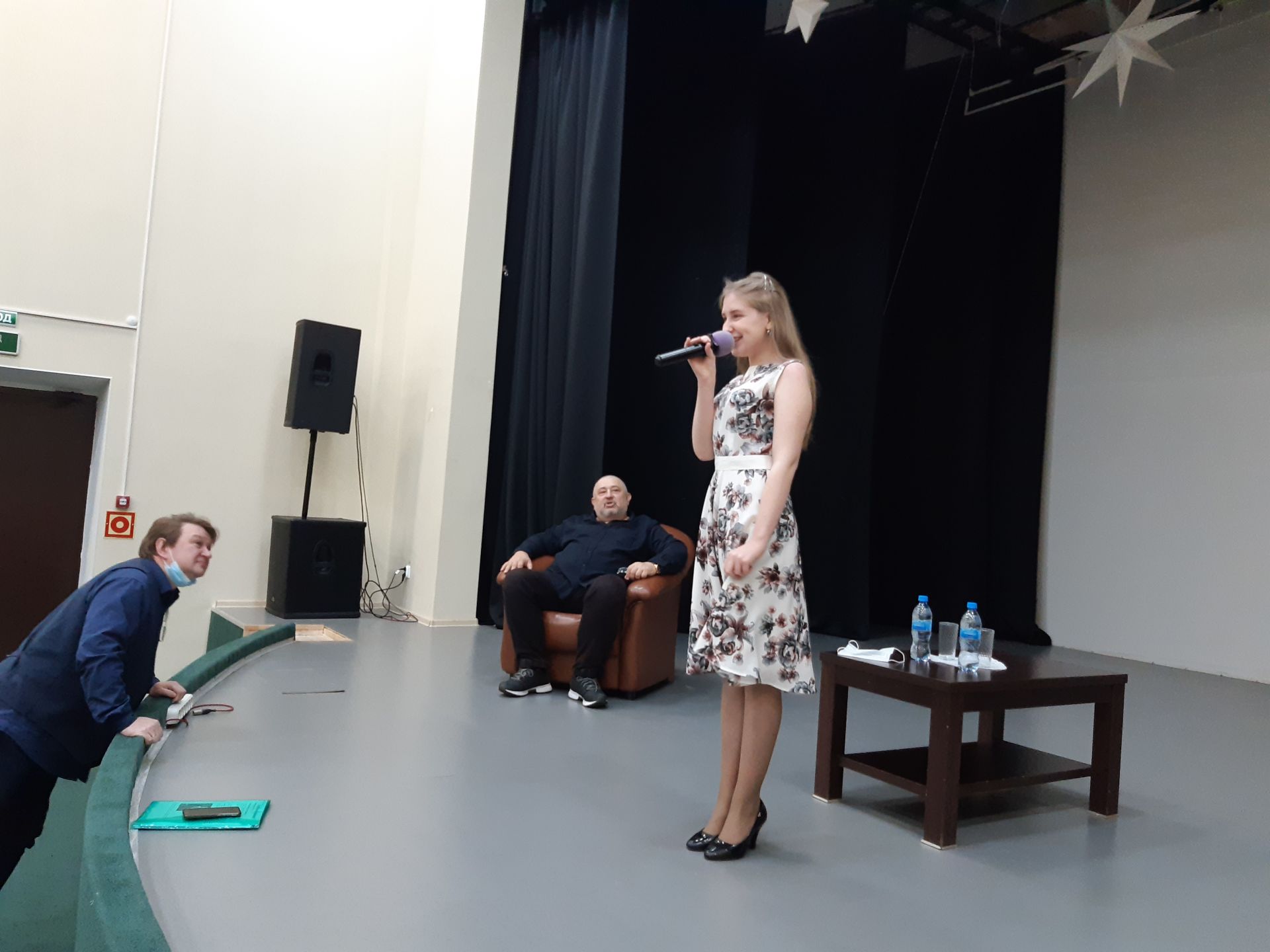 Дмитрий Туманов провел для юных чистопольцев бесплатный мастер-класс по вокалу и актерскому мастерству