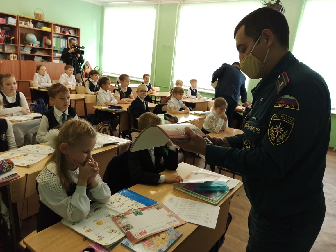 В Чистополе наградили победителей и призеров всероссийских конкурсов по пожарной безопасности