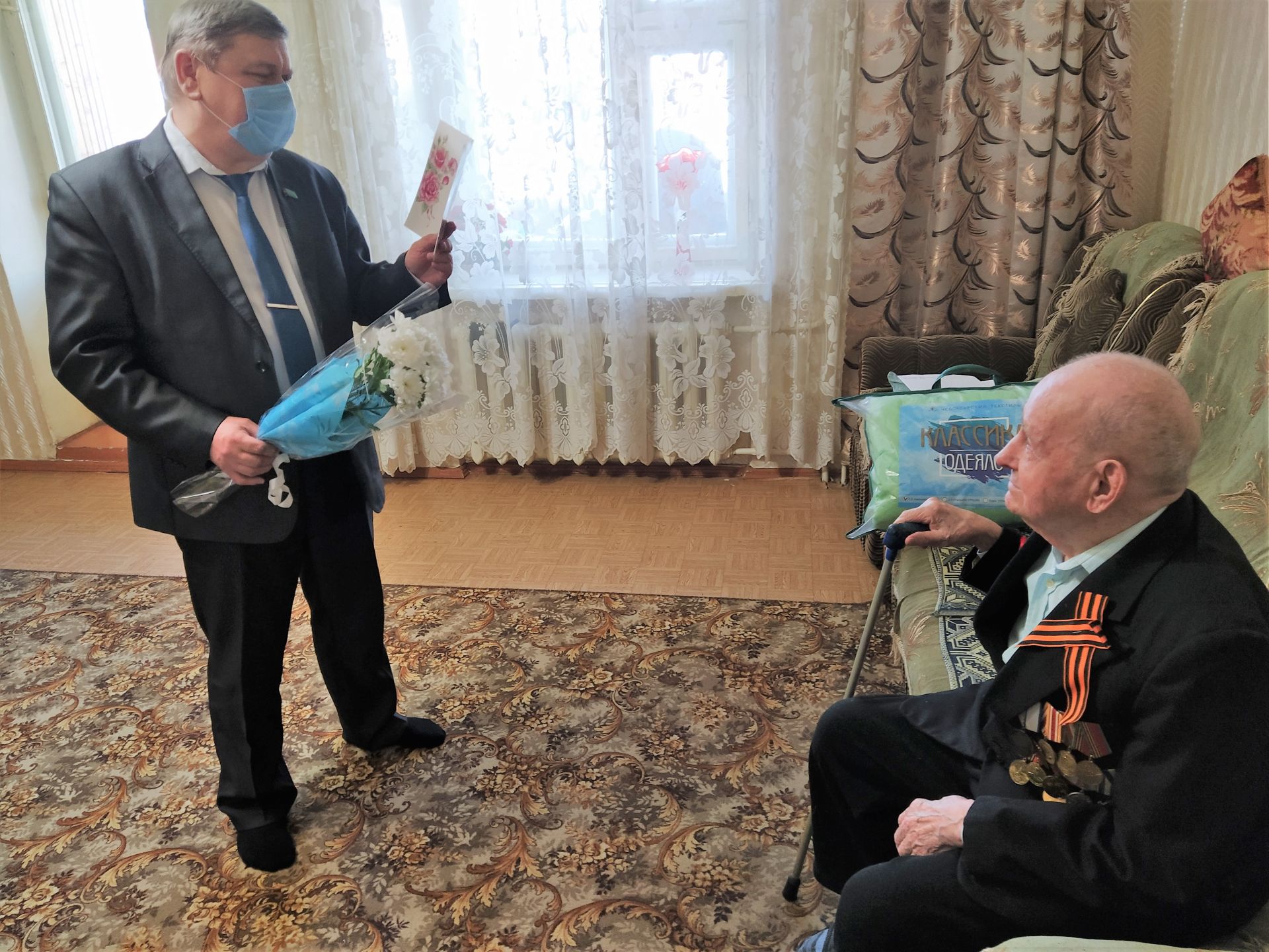 В Чистополе с 95-летием поздравили ветерана Великой Отечественной войны