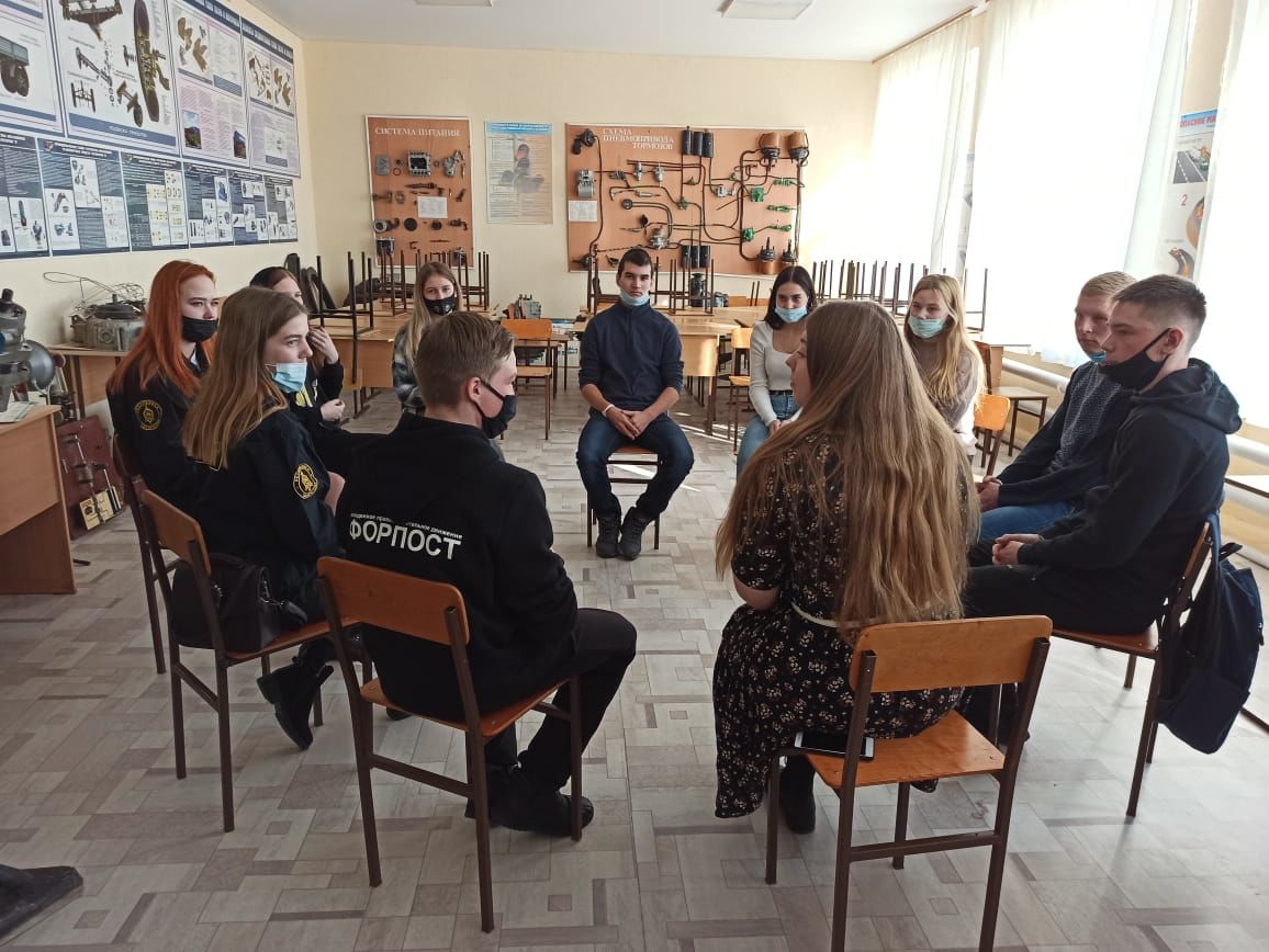 Чистопольская молодежь участвовала в агитационной акции «Сфера влияния»