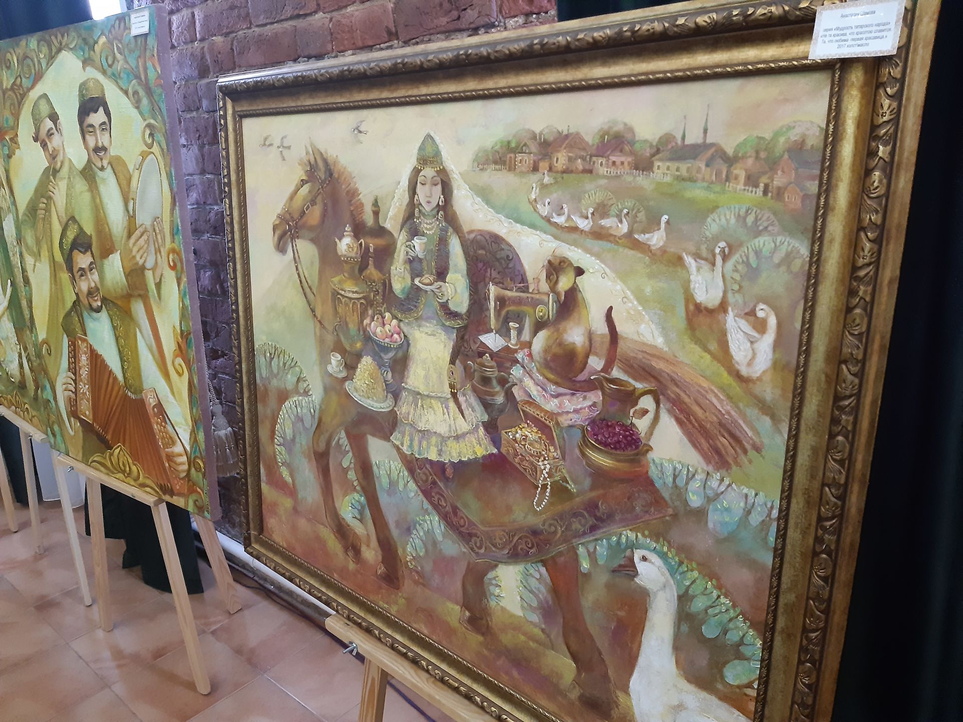 В Чистополе состоялось открытие персональной выставки казанского художника (Фоторепортаж)