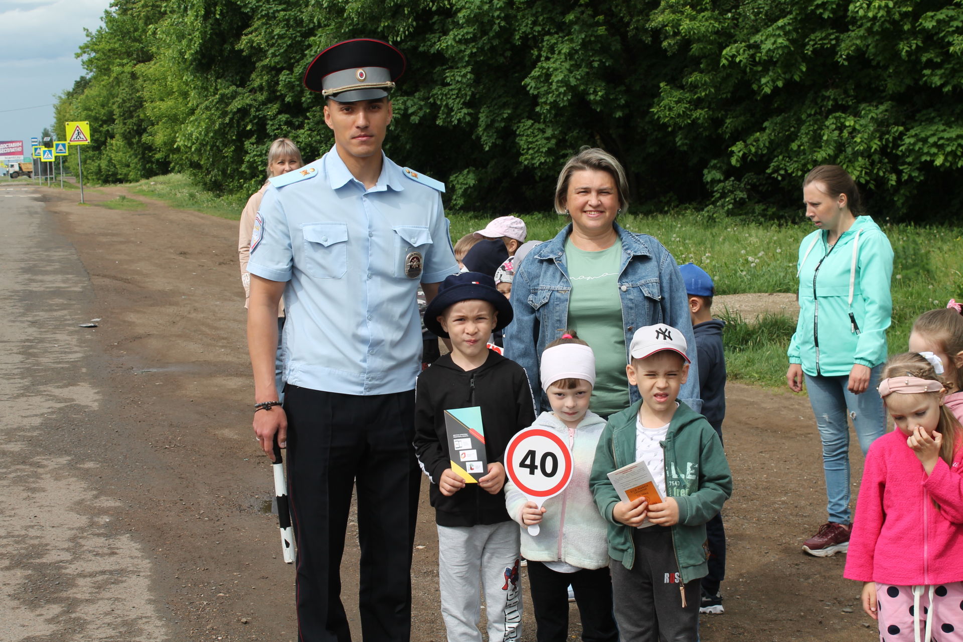 Чистопольские дошкольники участвовали в акции «Ребенок – главный пассажир»