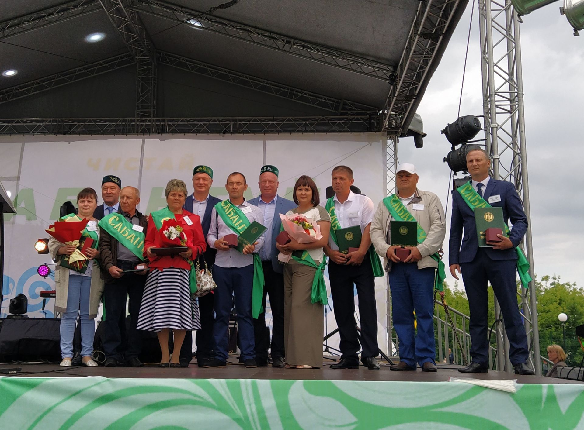 На майдане чистопольского Сабантуя чествовали передовиков сельского хозяйства