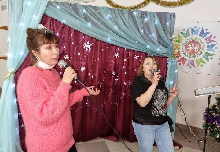 Жители чистопольского села зажигали на ретро-дискотеке