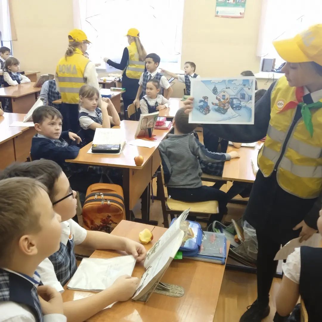 ЮИДовцы встретились с учениками чистопольской школы