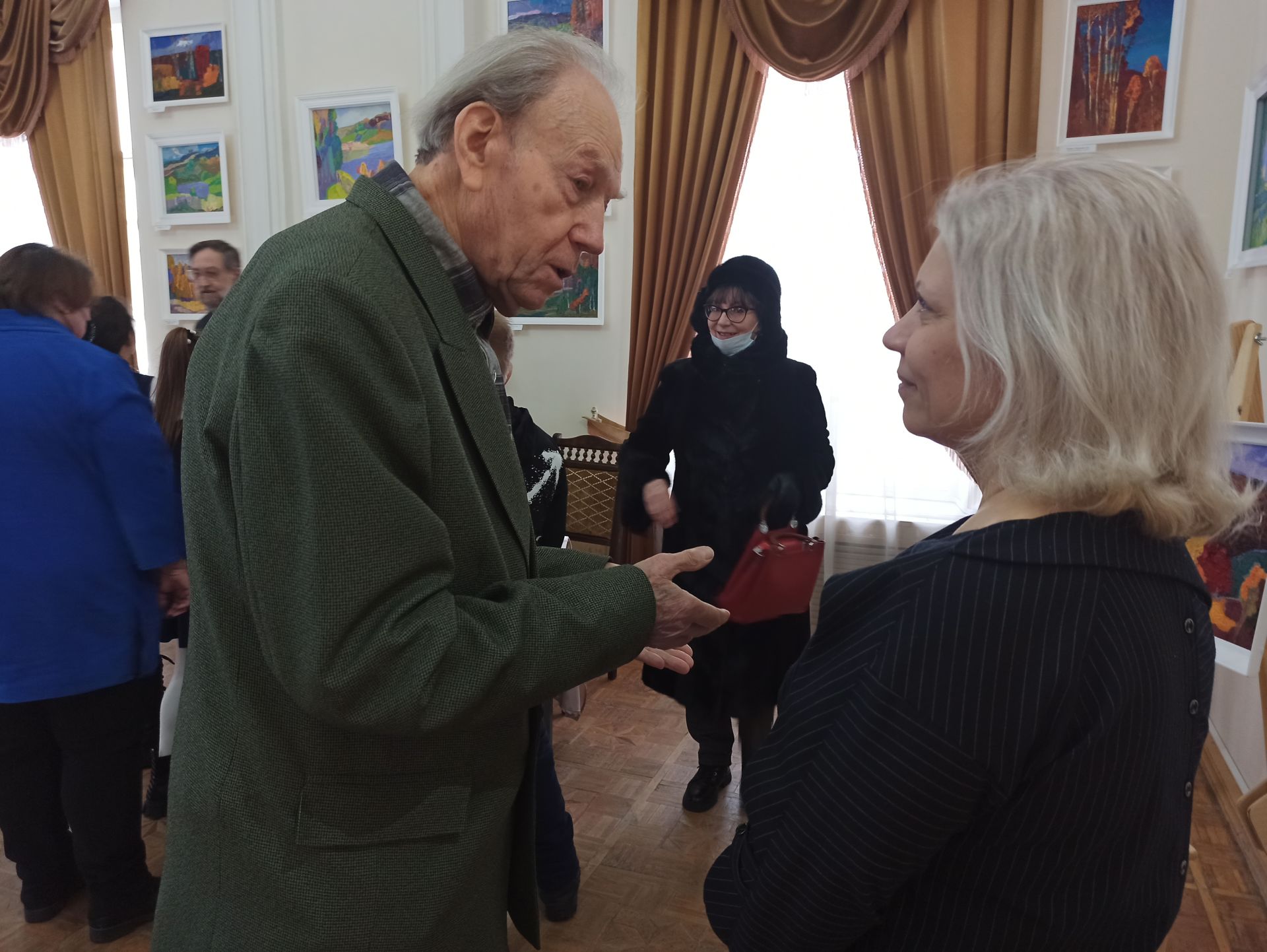 В Чистополе открылась персональная выставка художника Павла Самойлова (фоторепортаж)