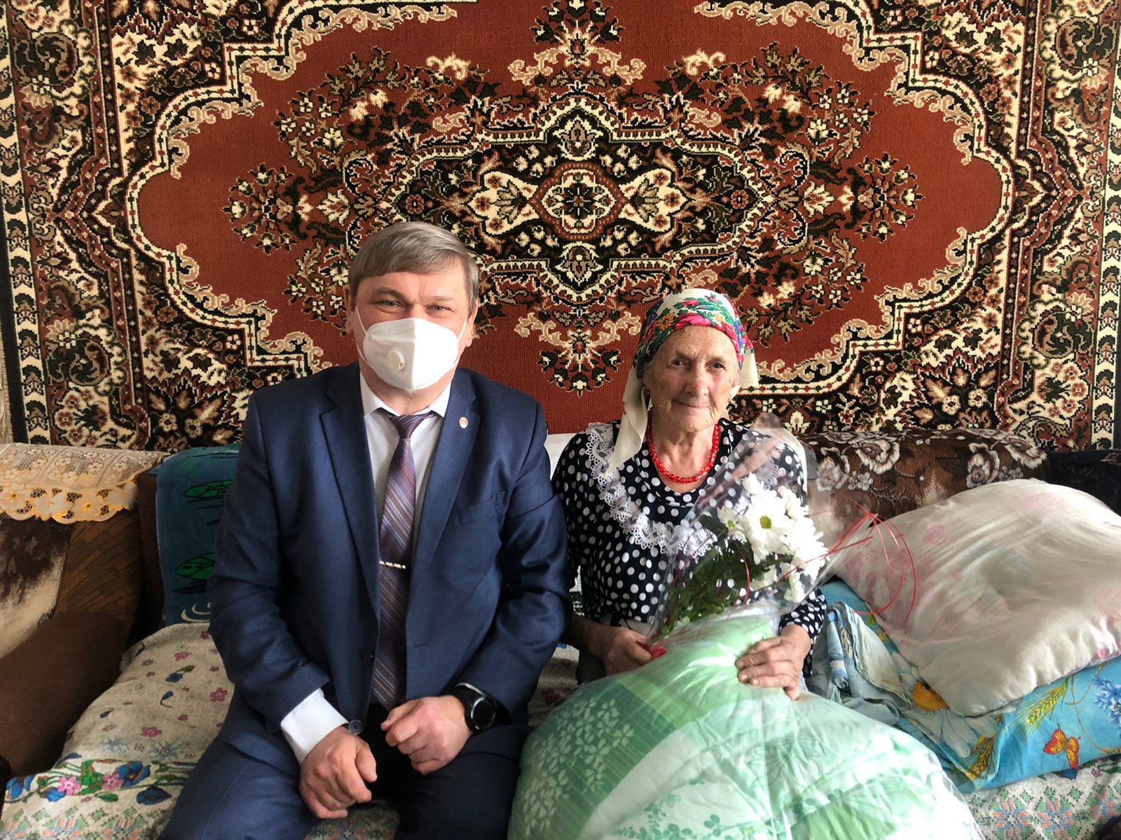 Труженице тыла из Чистополя Мунире Хуснуллиной исполнилось 90 лет