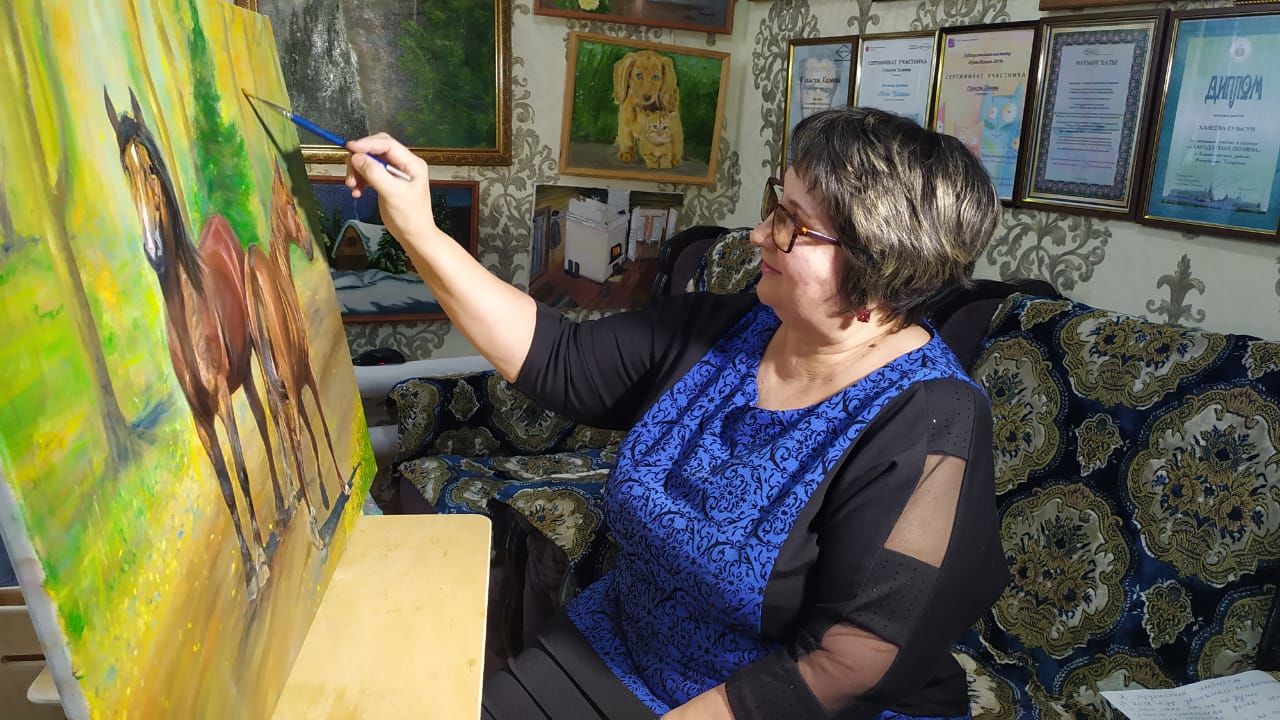 В Казани открылась персональная выставка жительницы Чистополя