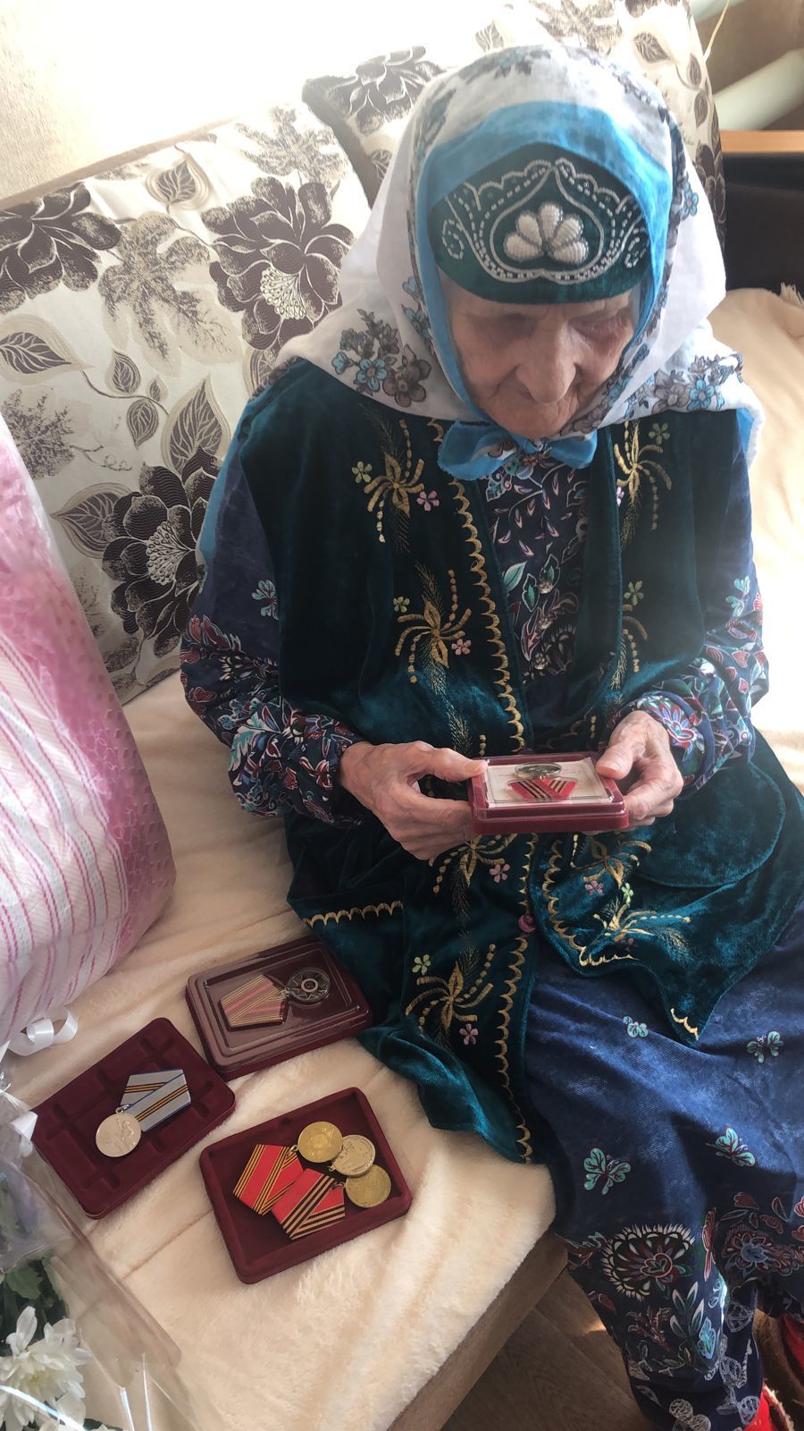 В Чистополе труженица тыла Халимя Вафина отметила 90-летие