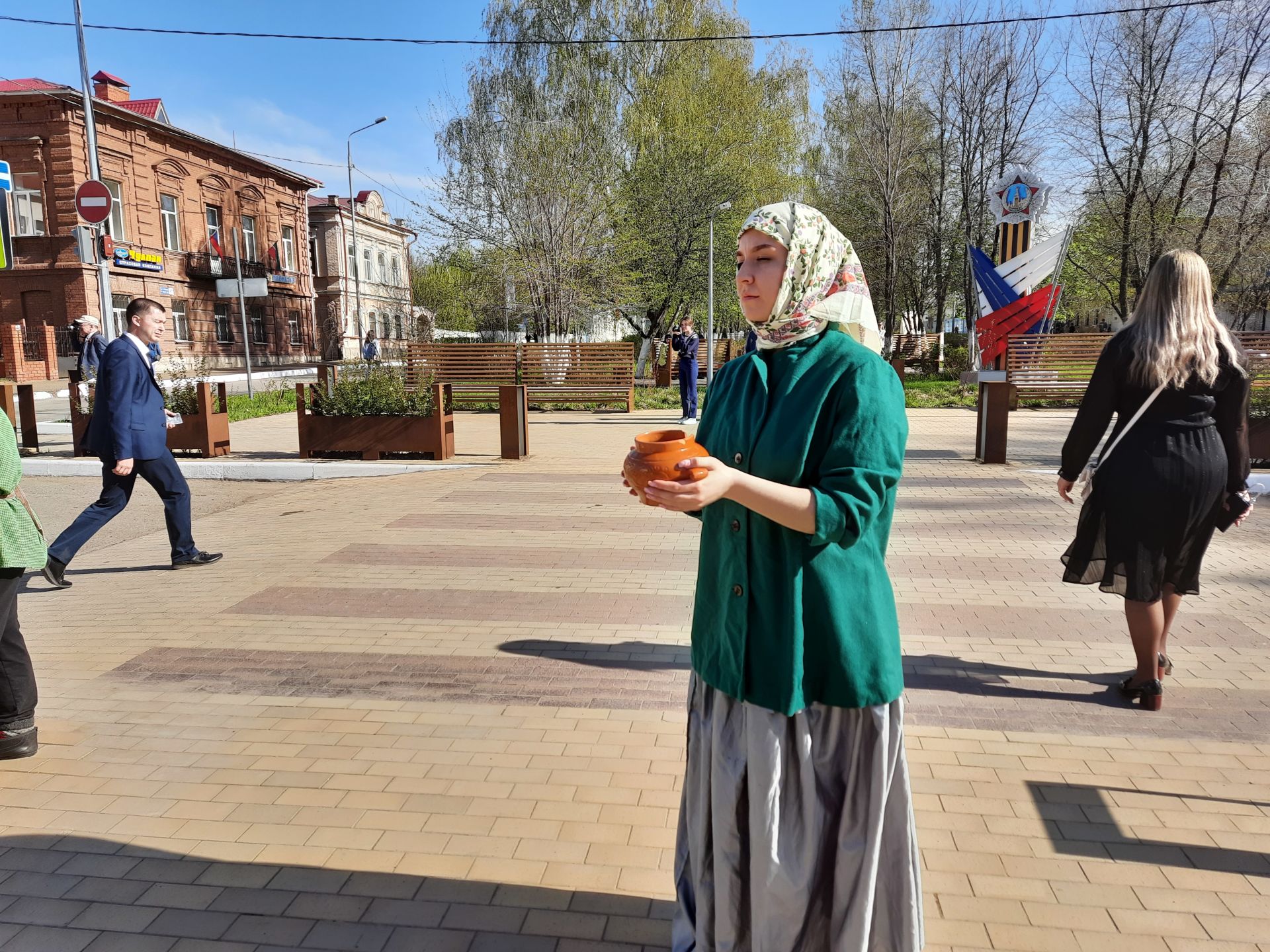 Тысячи чистопольцев приняли участие в шествии «Бессмертного полка» (Фоторепортаж)