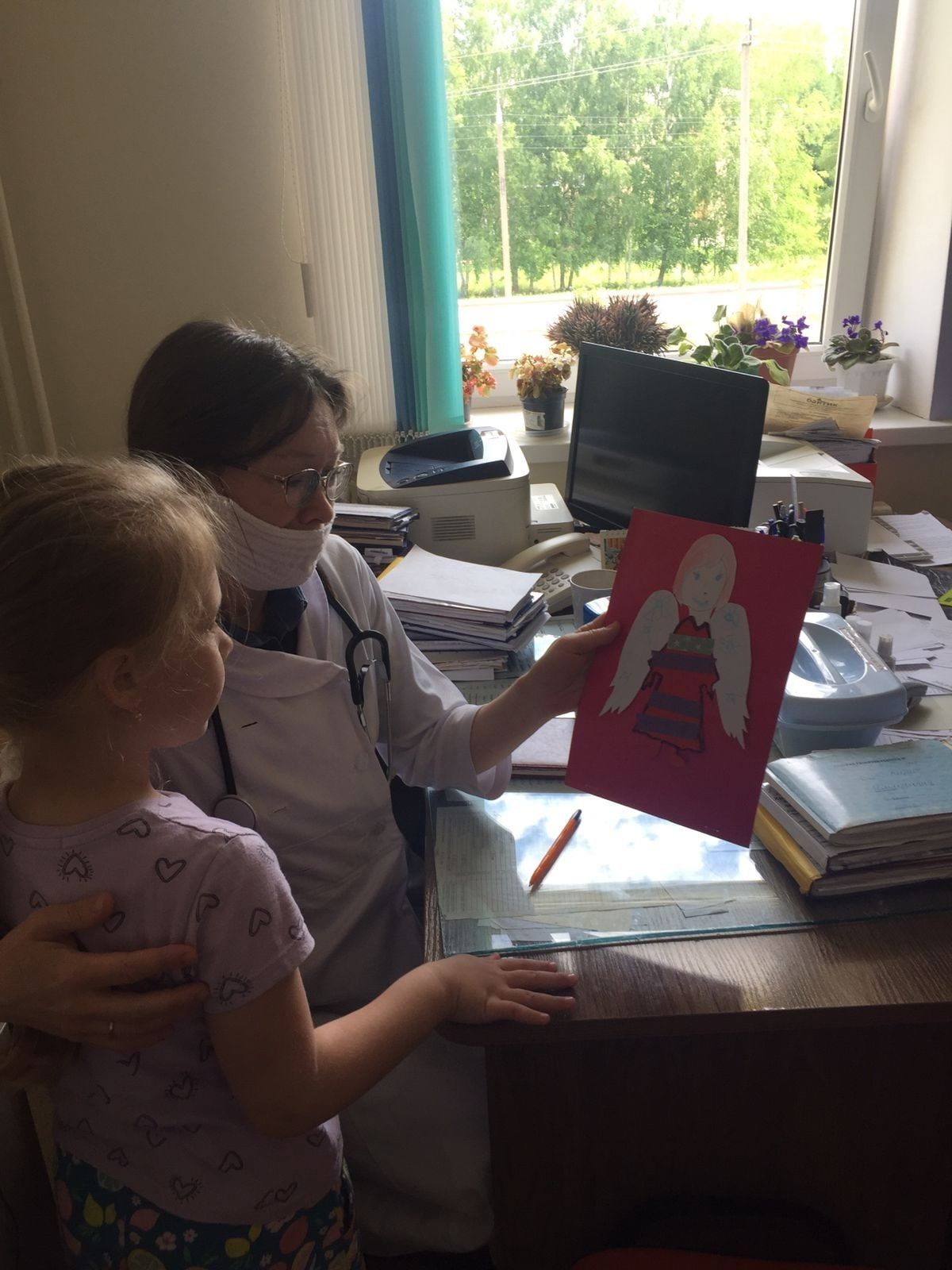 В чистопольской детской поликлинике прошел мастер-класс «Игрушка на шарнирах-Ангел»