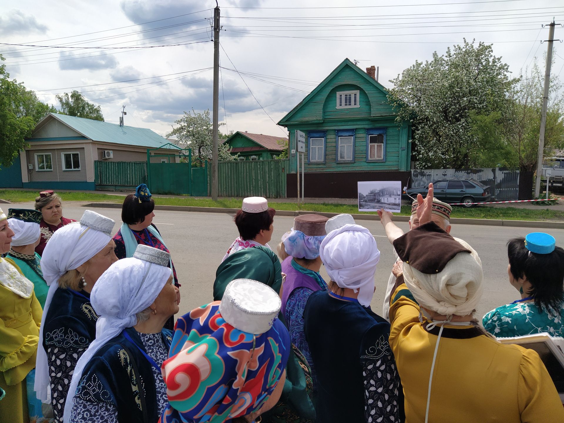 В Чистополе проходит выездное заседание общественной организации татарских женщин «Ак калфак»