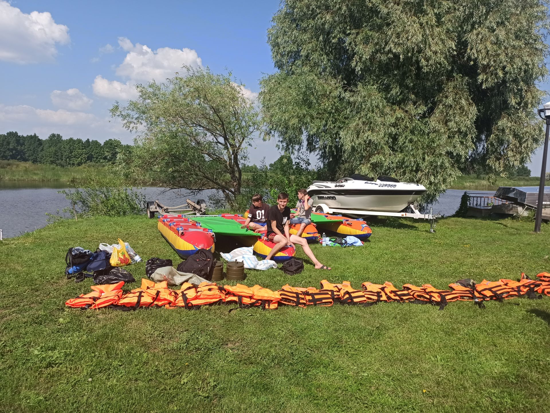 В Чистополе дети опробовали водный экологический маршрут (фоторепортаж)