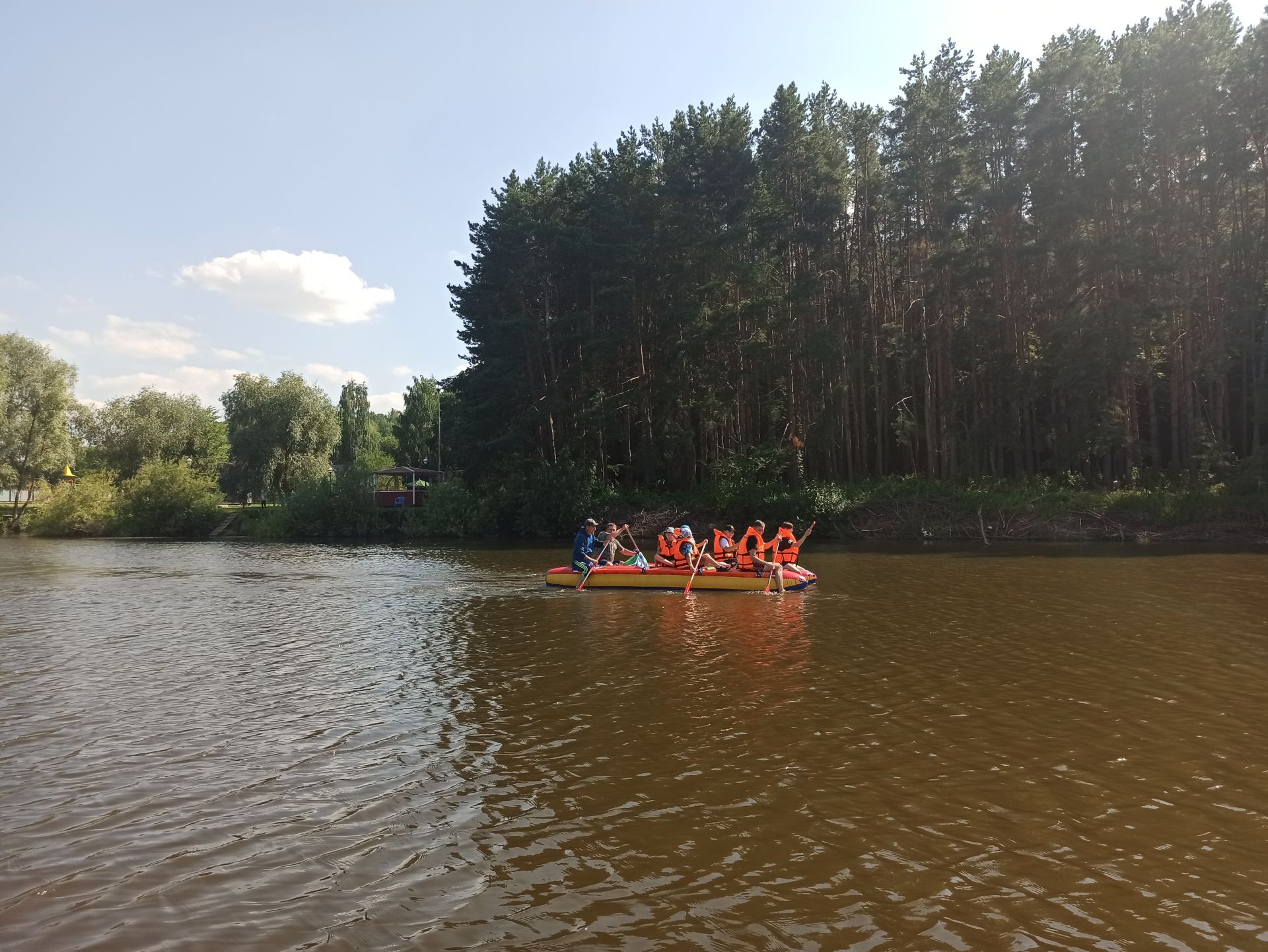 В Чистополе дети опробовали водный экологический маршрут (фоторепортаж)