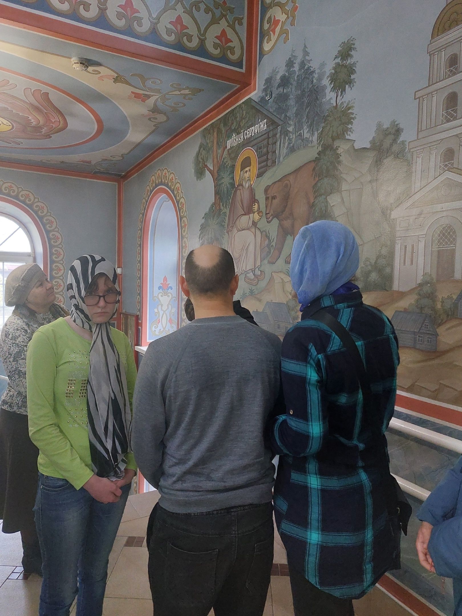 Для подопечных центра «Балкыш» провели экскурсию в чистопольском храме