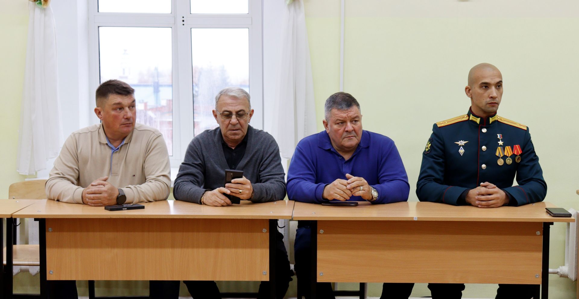 Герой России Расим Баксиков встретился с чистопольскими школьниками