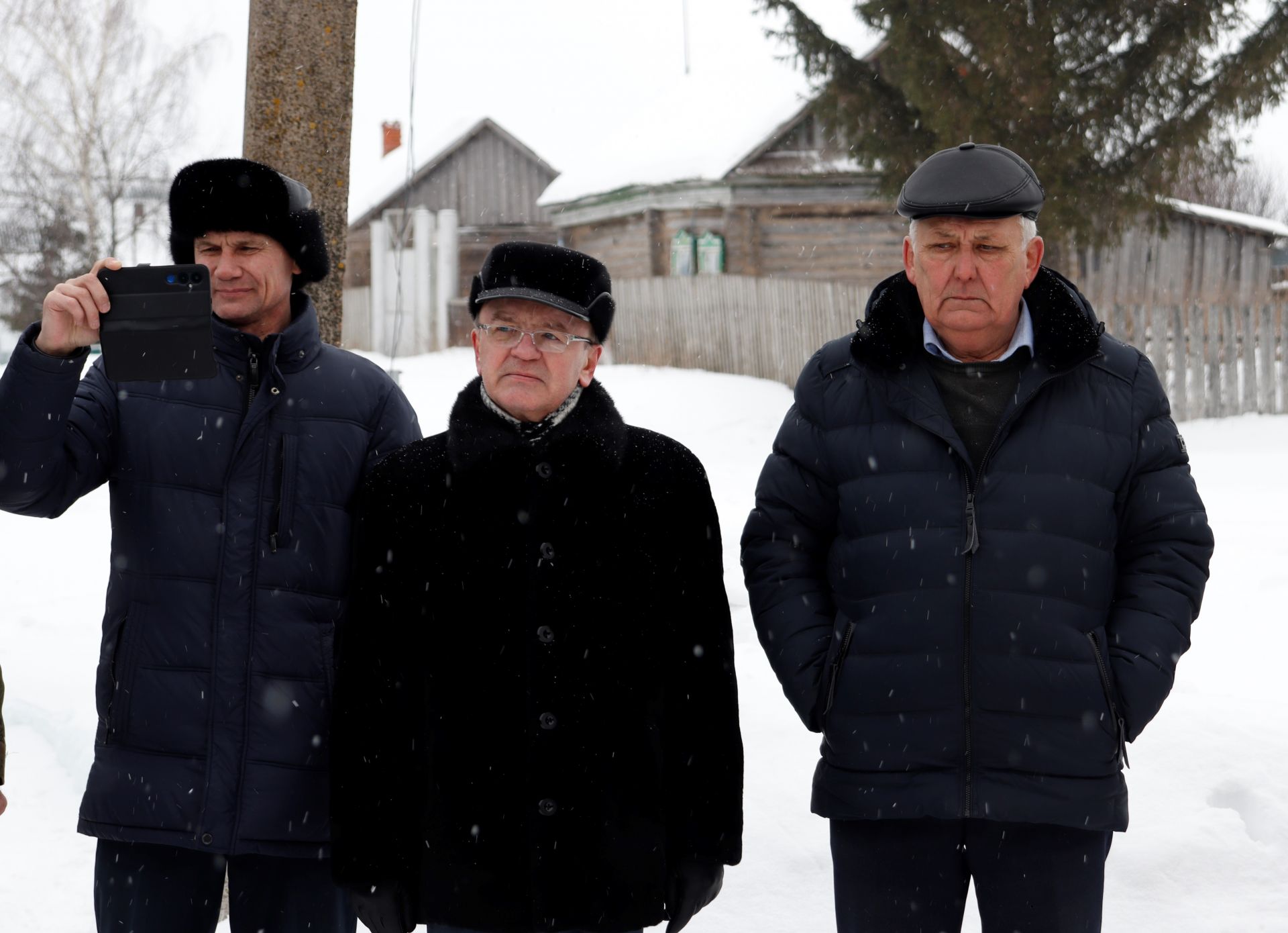 В селе Татарская Багана увековечили память воинов-афганцев (Фоторепортаж)