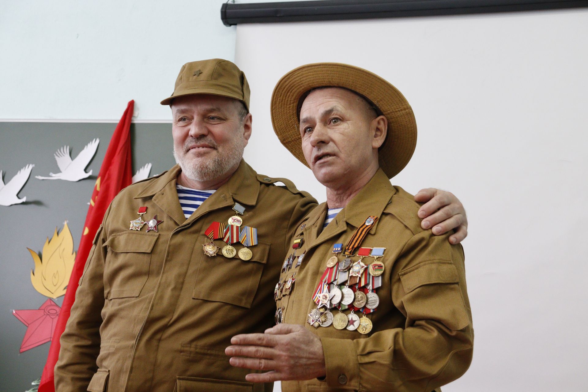 В селе Татарская Багана увековечили память воинов-афганцев (Фоторепортаж)