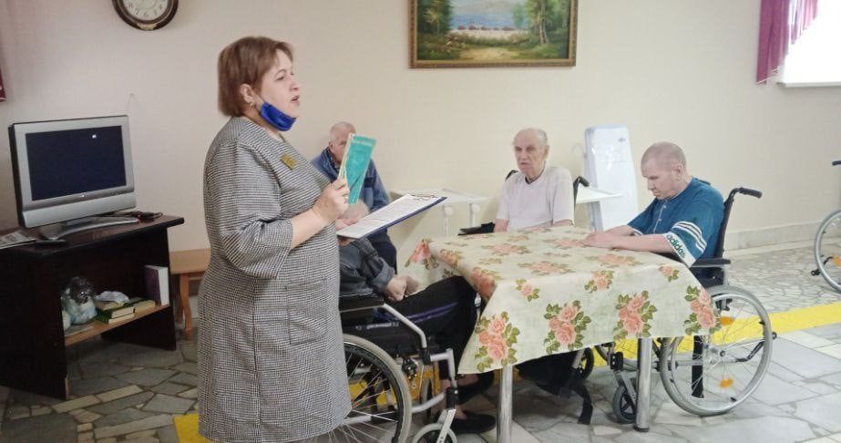 В чистопольском доме-интернате  прошла викторина «Кладовая солнца»