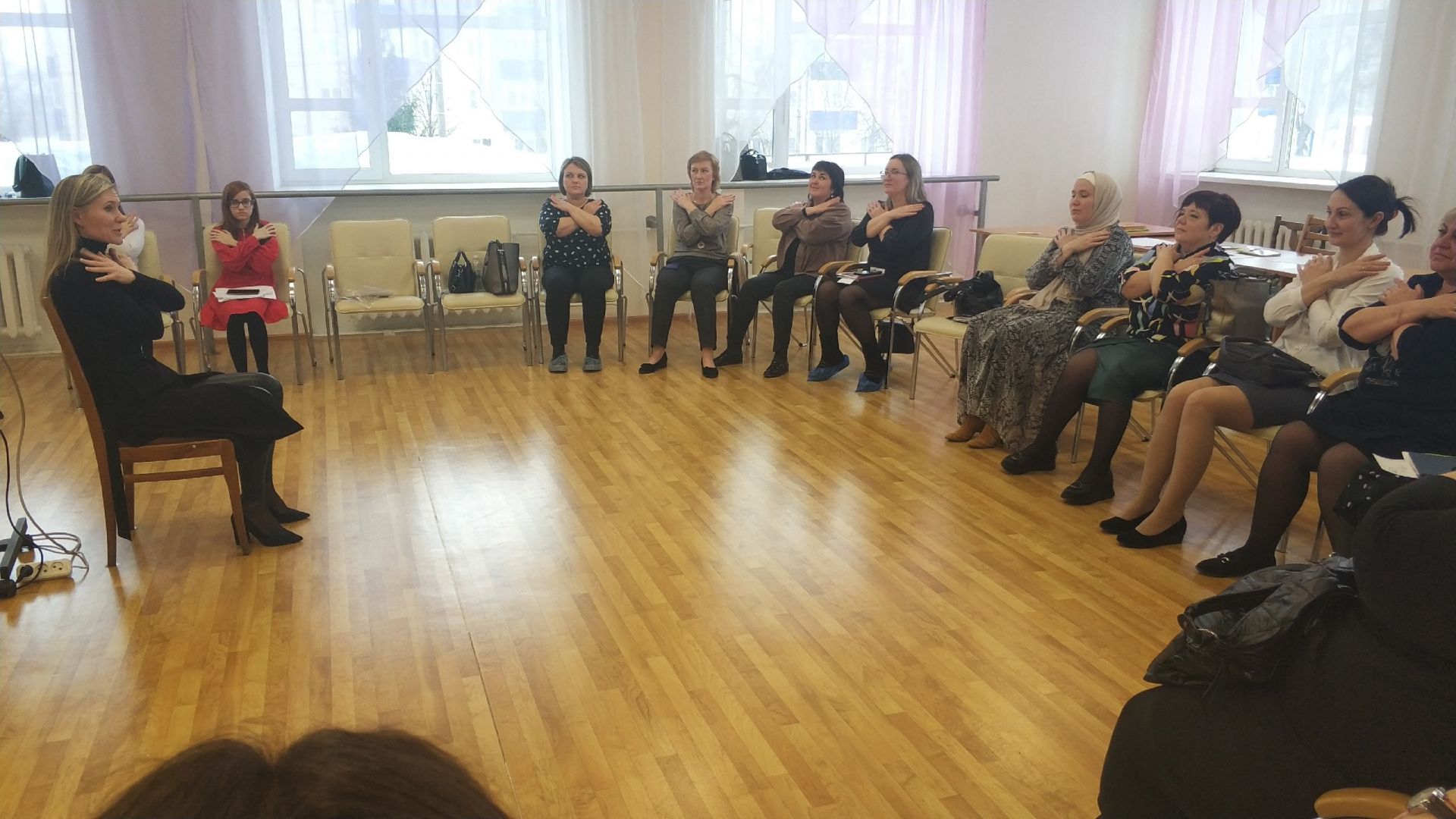 В Чистополе для психологов провели семинар по предупреждению буллинга