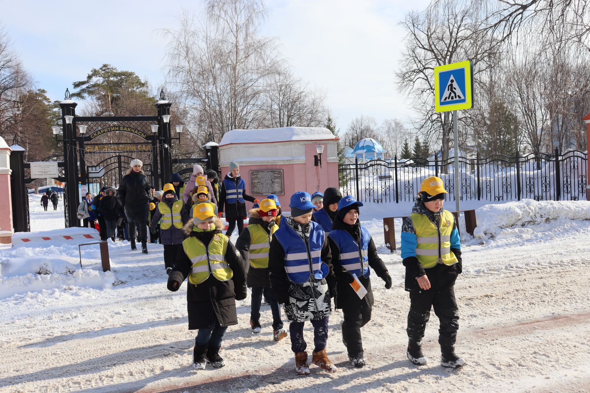 В день рождения отрядов ЮИД в Чистополе устроили праздник на свежем воздухе (фоторепортаж)