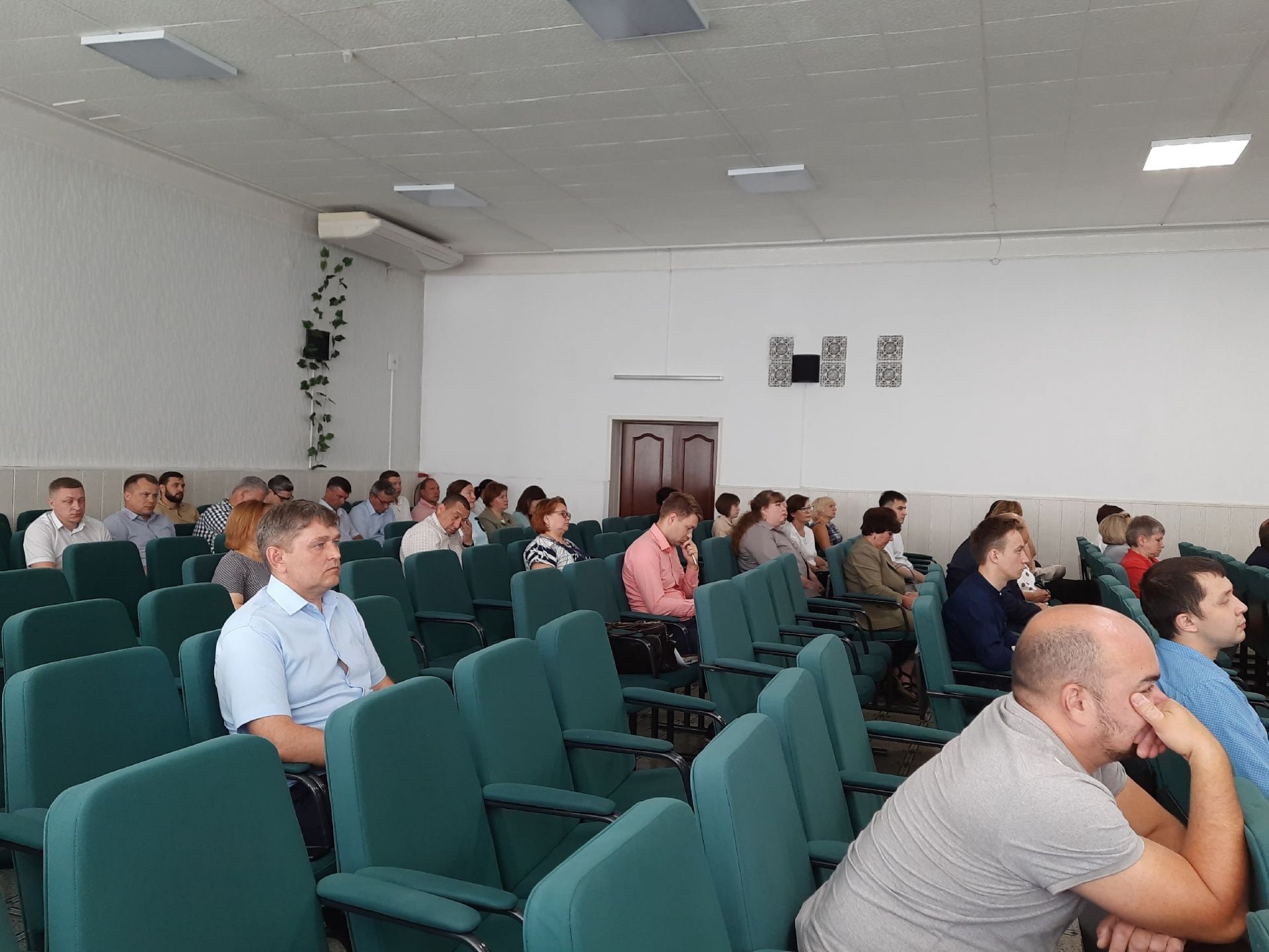 Санитарно-эпидемиологическая обстановка в Чистопольском районе обсуждалась на совещании в муниципалитете