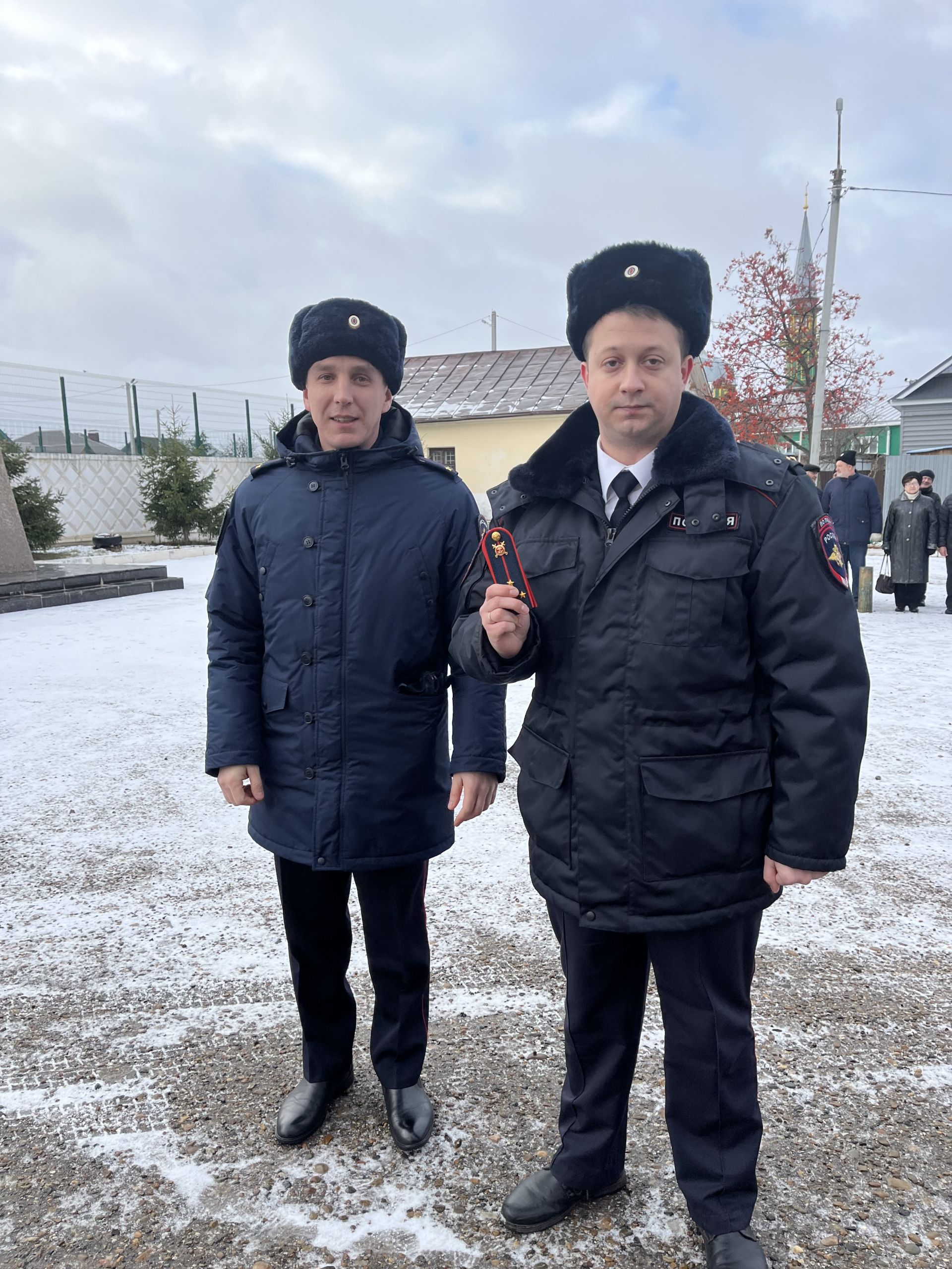 В Чистополе в честь профессионального праздника сотрудникам полиции вручили награды