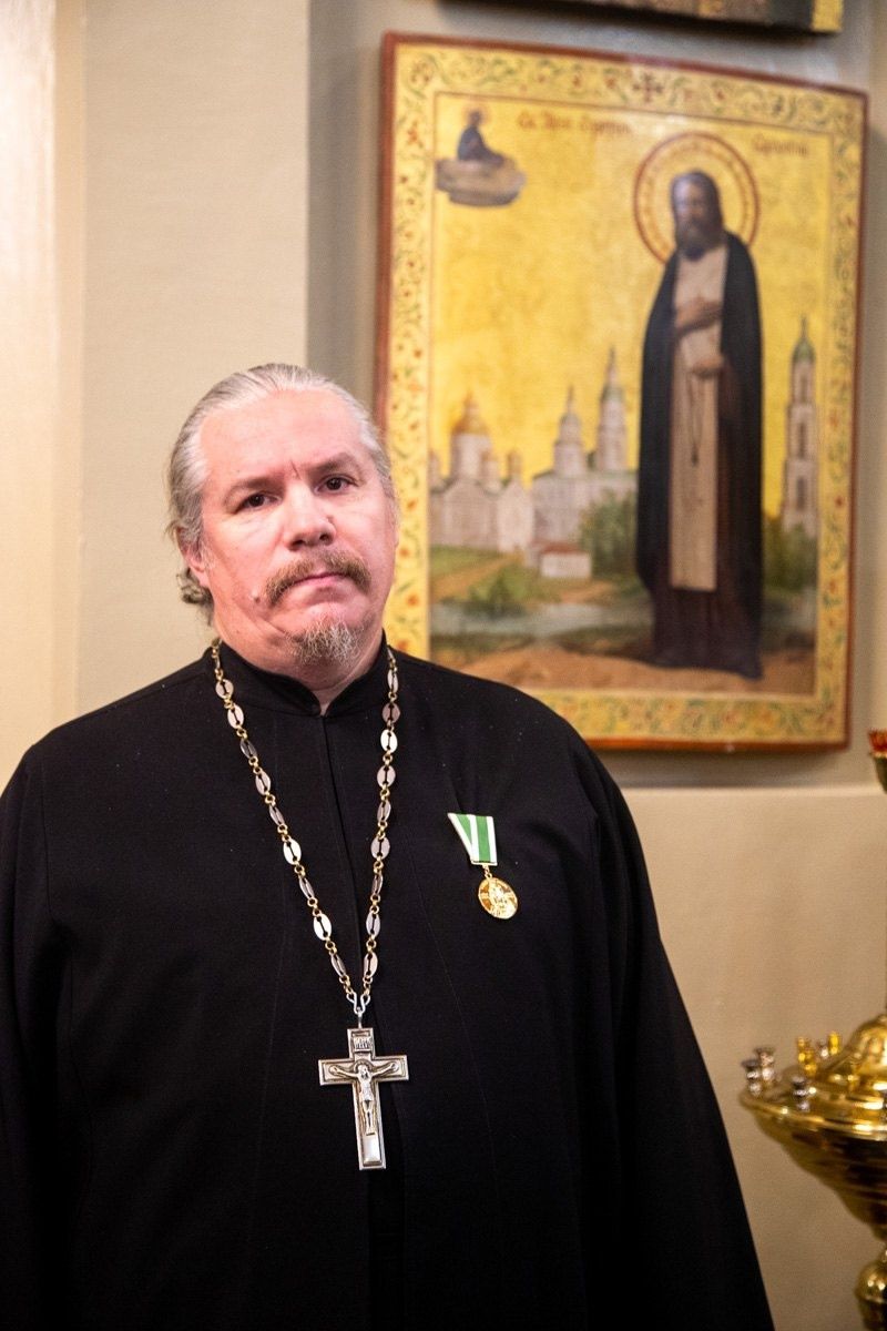 Клирик Свято-Никольского кафедрального собора удостоен Патриаршей награды