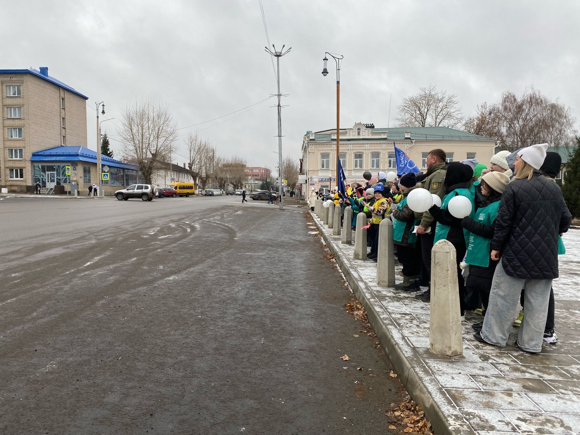 В Чистополе почтили память жертв ДТП