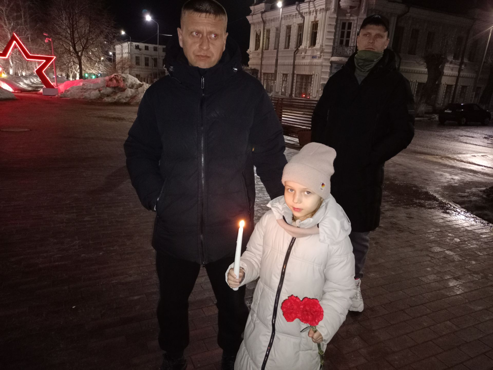 Чистопольцы зажгли свечи в память о погибших  в подмосковном «Крокус Сити Холле»