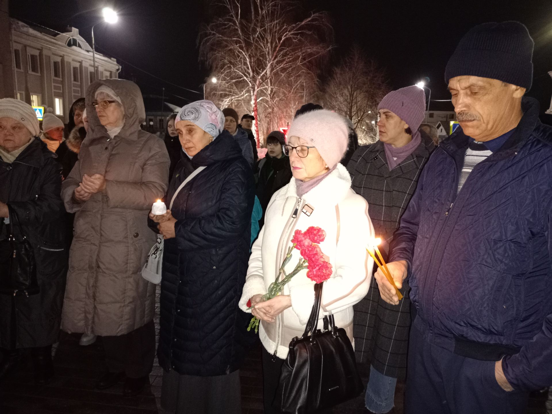 Чистопольцы зажгли свечи в память о погибших  в подмосковном «Крокус Сити Холле»