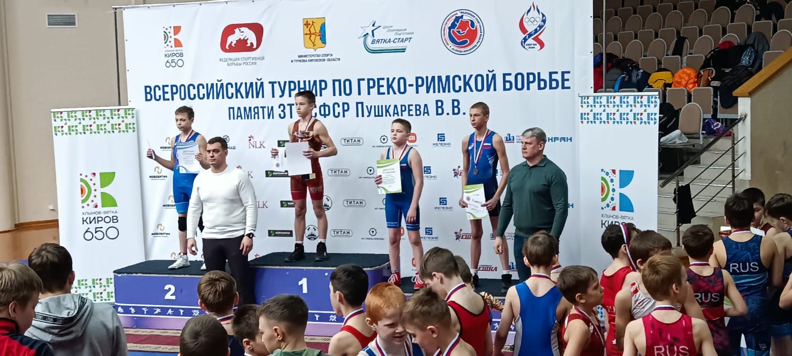 Чистопольские борцы вернулись с бронзой со Всероссийского турнира