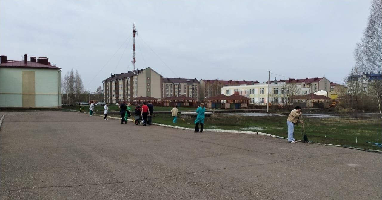 Более 2 тысяч чистопольцев приняли участие в общегородском субботнике