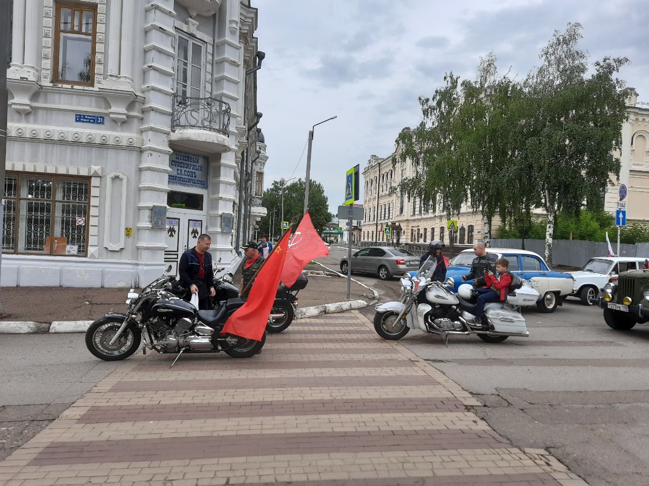 В Чистополе состоялся митинг, посвященный Дню памяти и скорби