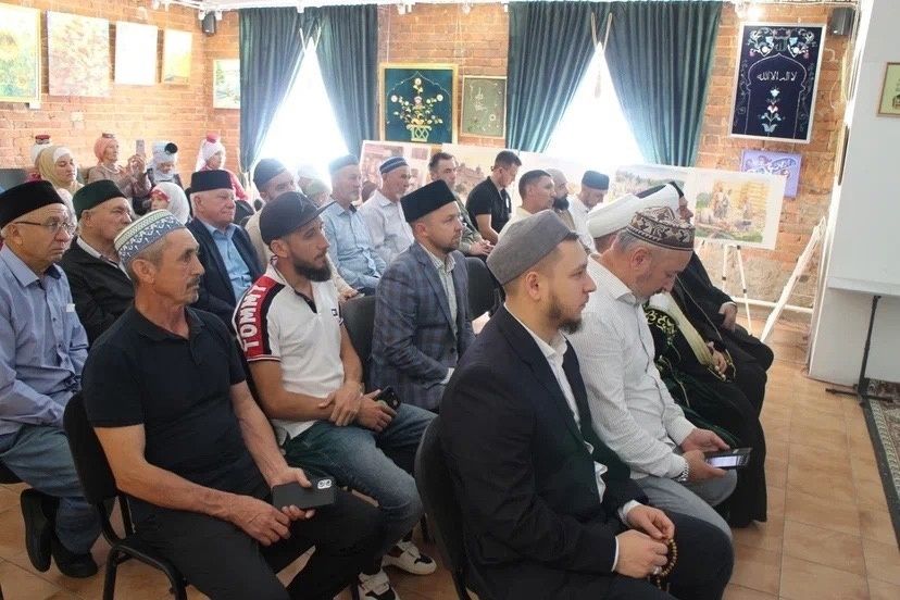 В Исламском центре Чистополя прошла презентация книг издательского дома «Читай»