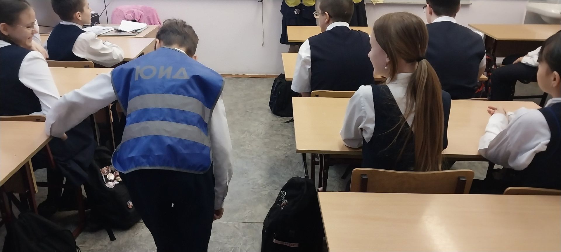 Чистопольским лицеистам рассказали о важности использования светоотражателей