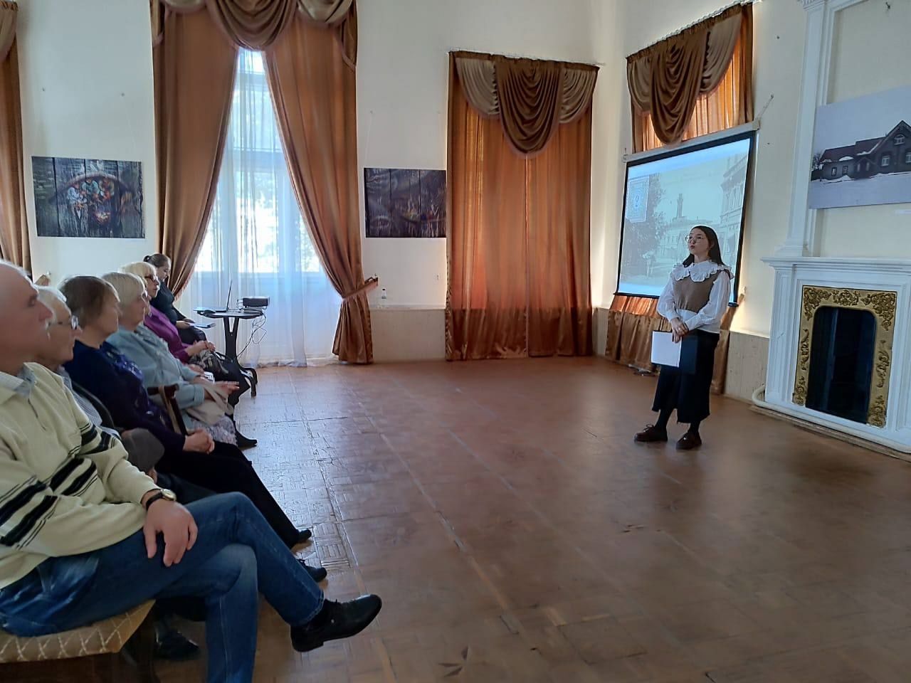 В Чистополе отметили 160-летие земства лекцией, романсами и викториной