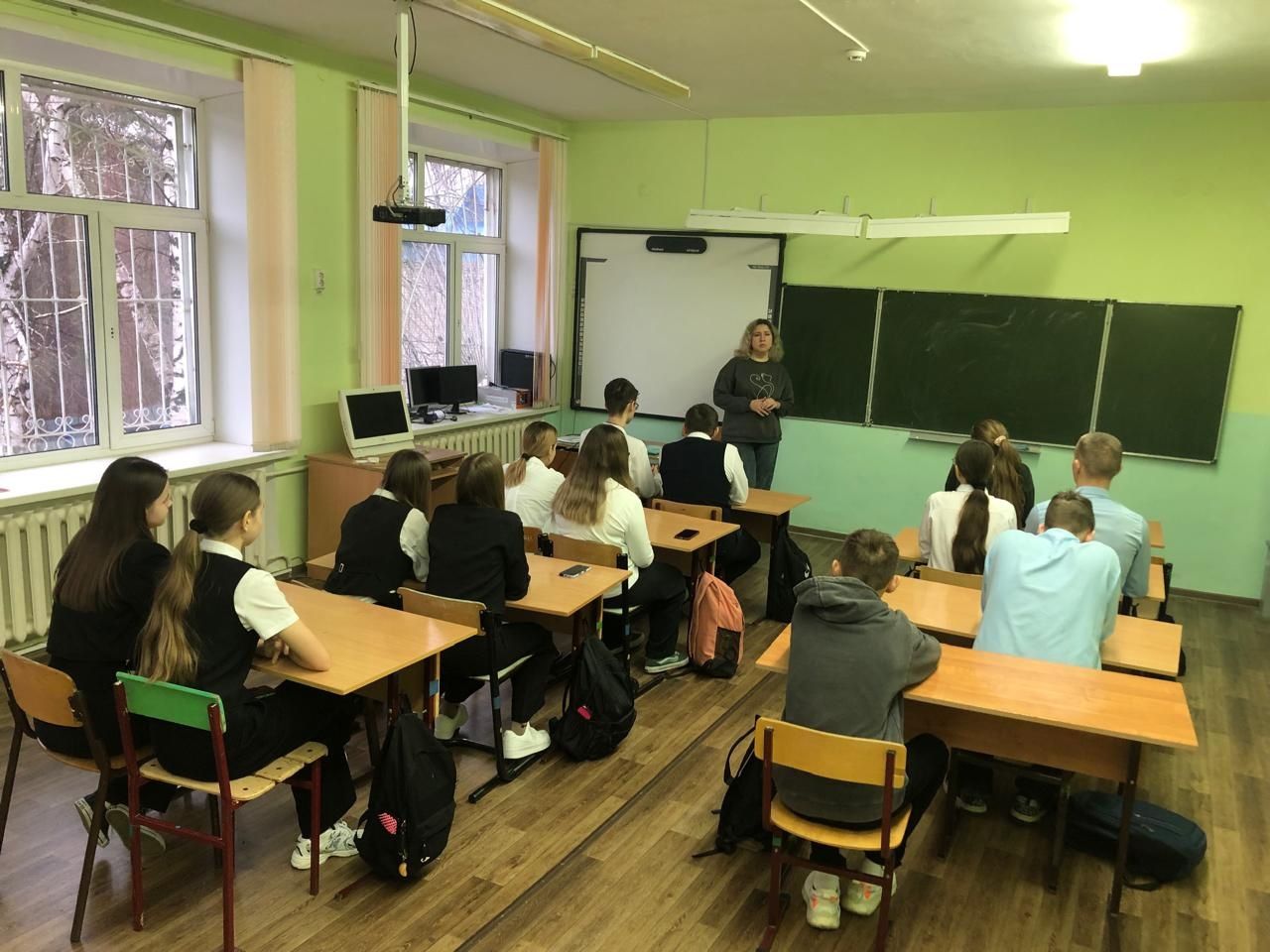 Всемирный день борьбы со СПИДом: чистопольские школьники приняли участие в интерактивном занятии