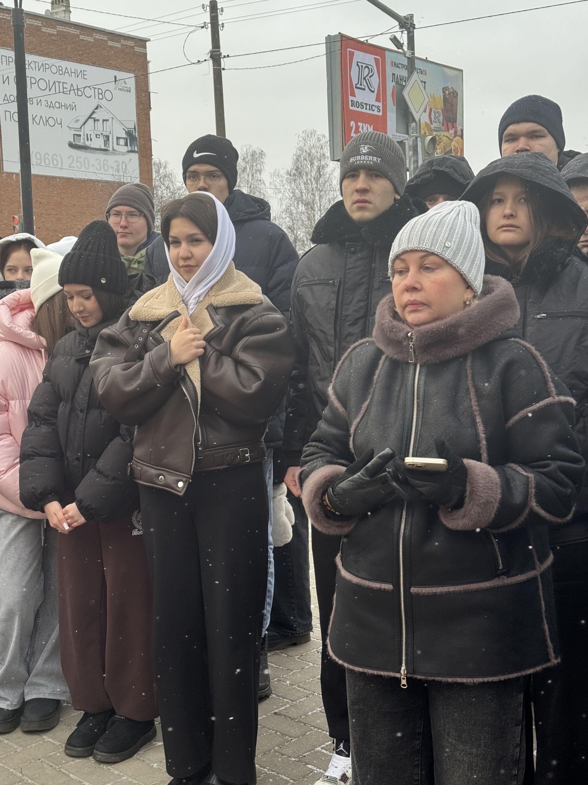 В Чистополе День Героев Отечества отметили митингом у памятника Игорю Груднову