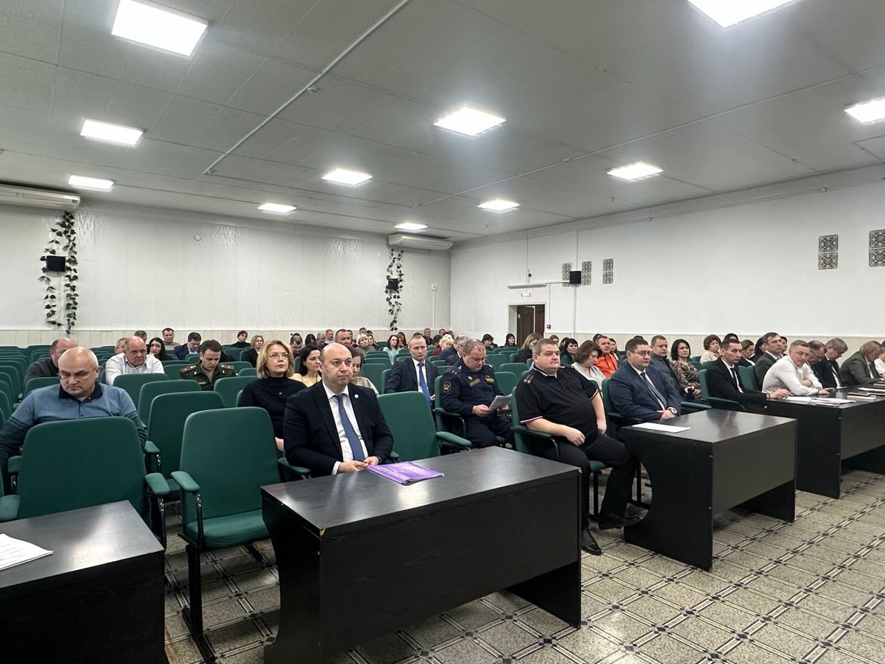 На аппаратном совещании в Чистополе обсудили работу РайПО, успехи АПК и оперативную обстановку