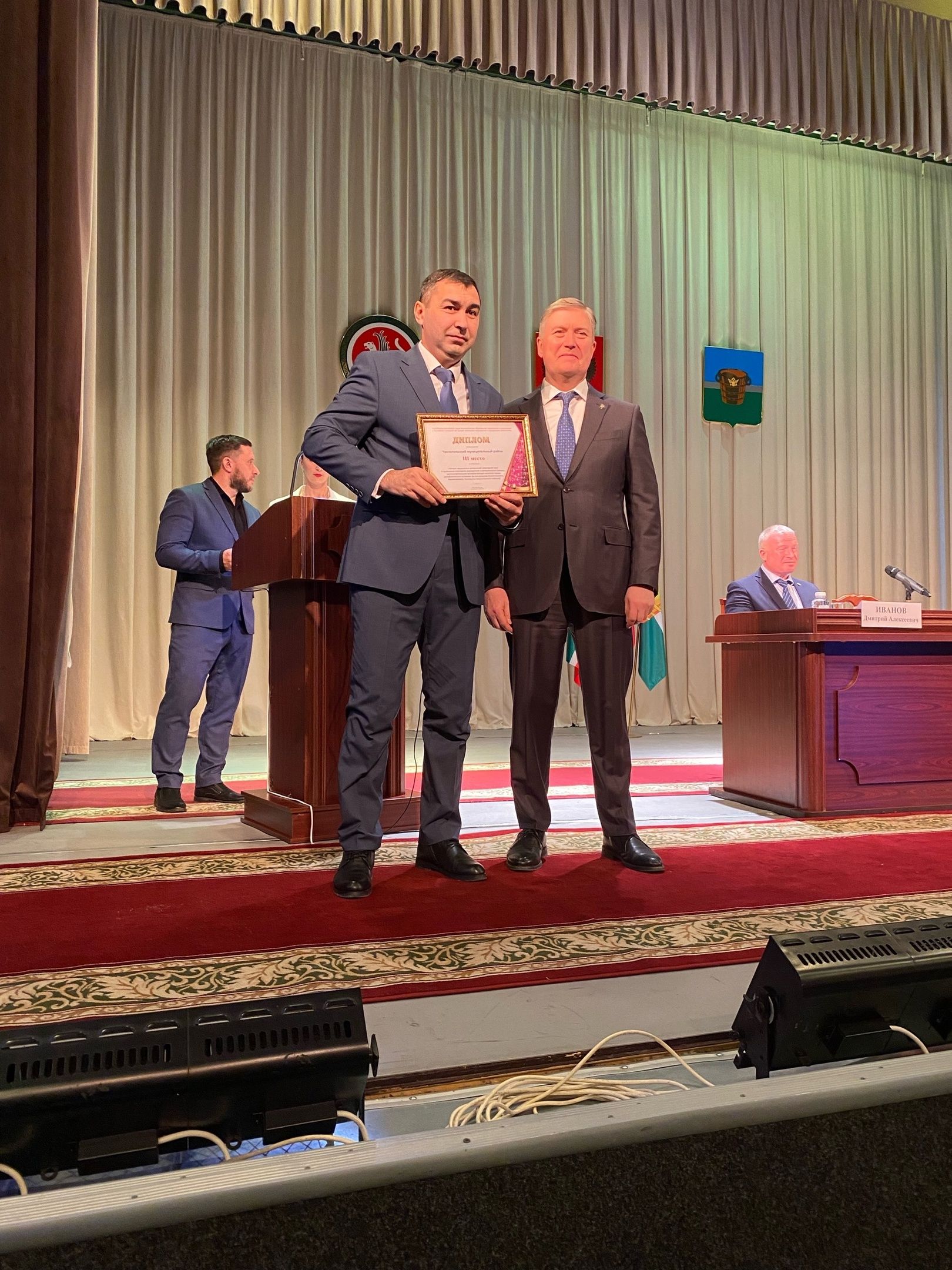 Чистопольцам вручили государственные награды
