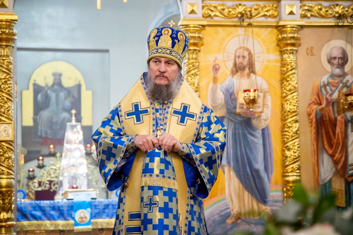 Епископ Пахомий поздравляет с Днем Сретения Господня