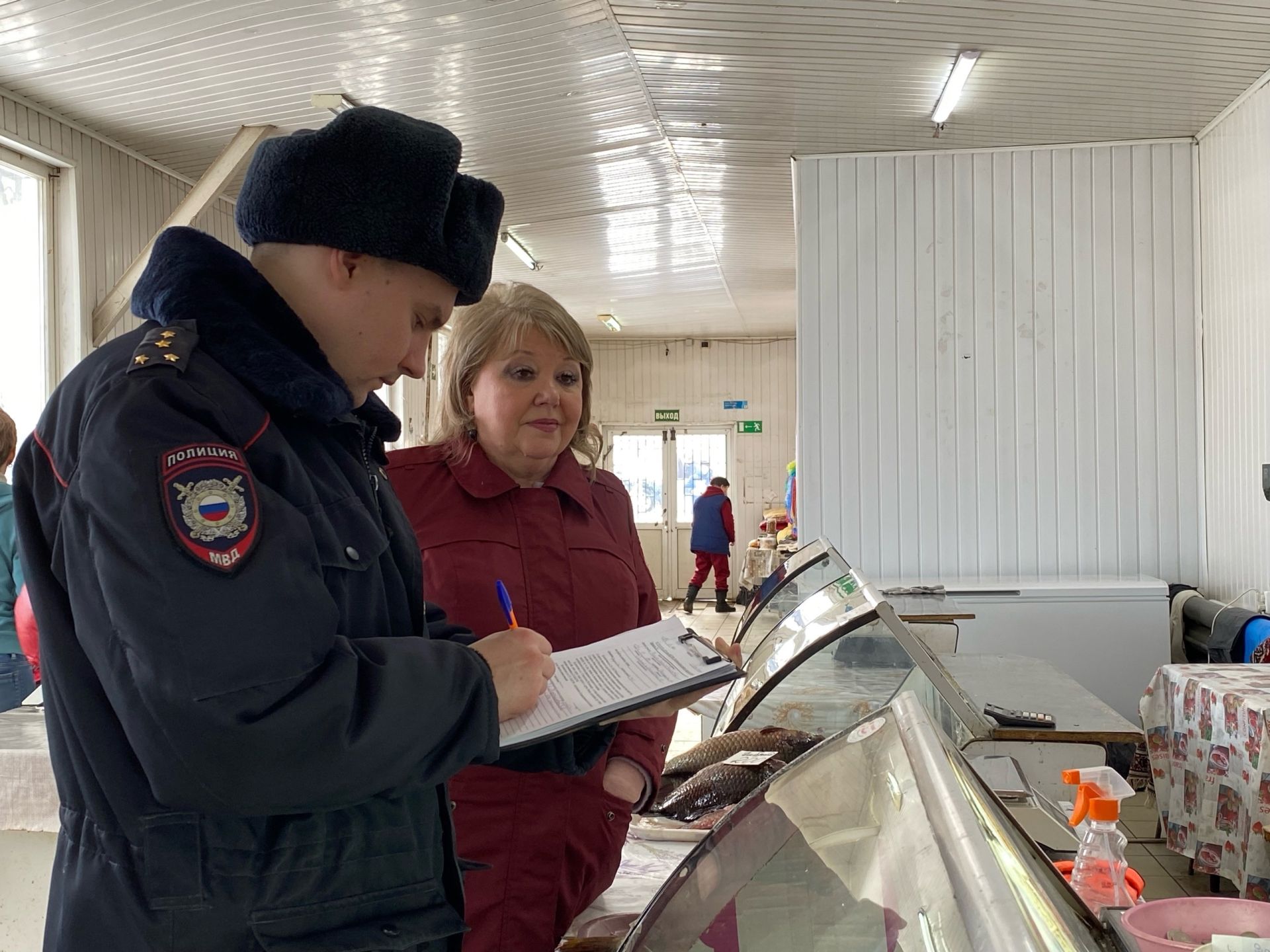 В Чистополе провели рейд по местам рыбной торговли: выявлены нарушения