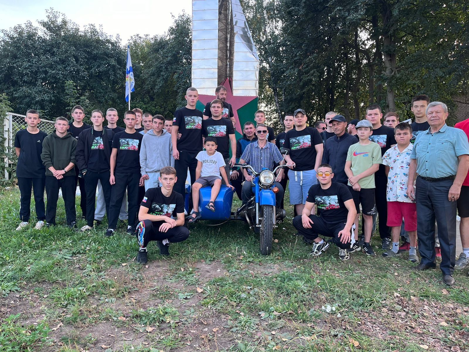 Александр Оленин — человек дела