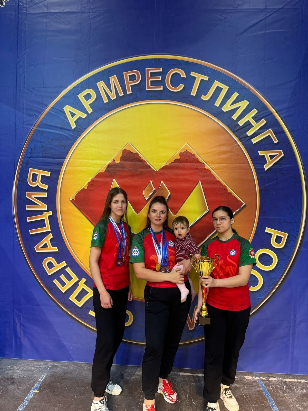 Чемпионат России по армрестлингу: чистопольцы завоевали медали разных достоинств