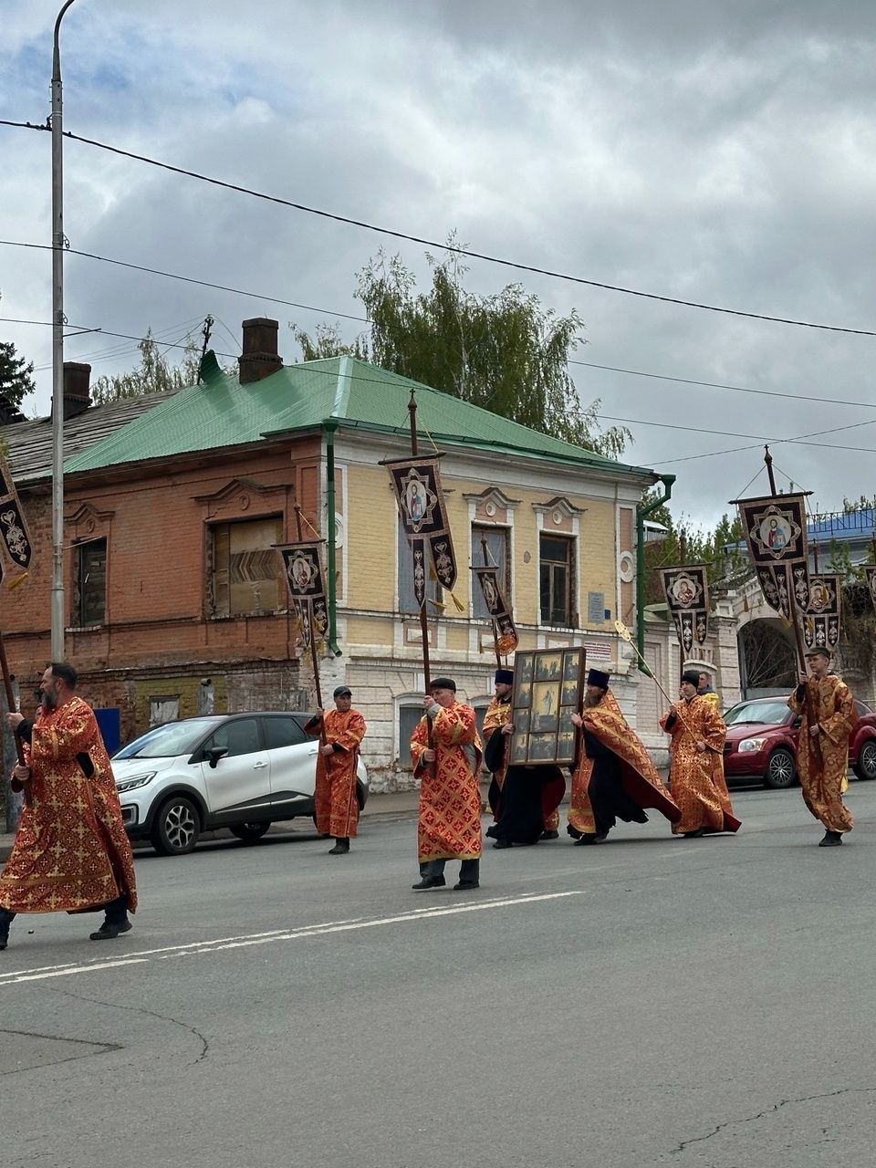 От Казанского храма до Никольского собора: пасхальное шествие в Чистополе
