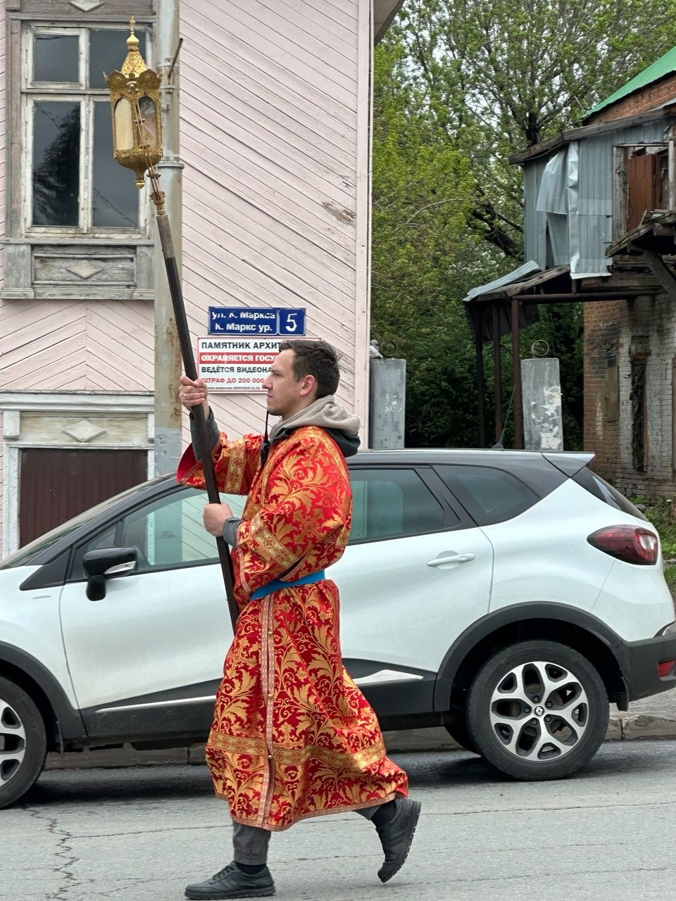 От Казанского храма до Никольского собора: пасхальное шествие в Чистополе