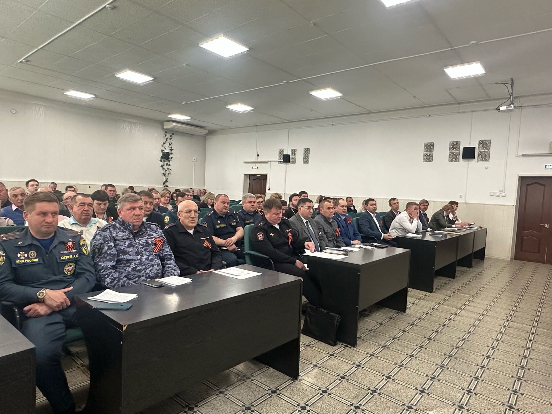 В Чистопольском районе под особый контроль взяли памятники и общественные места