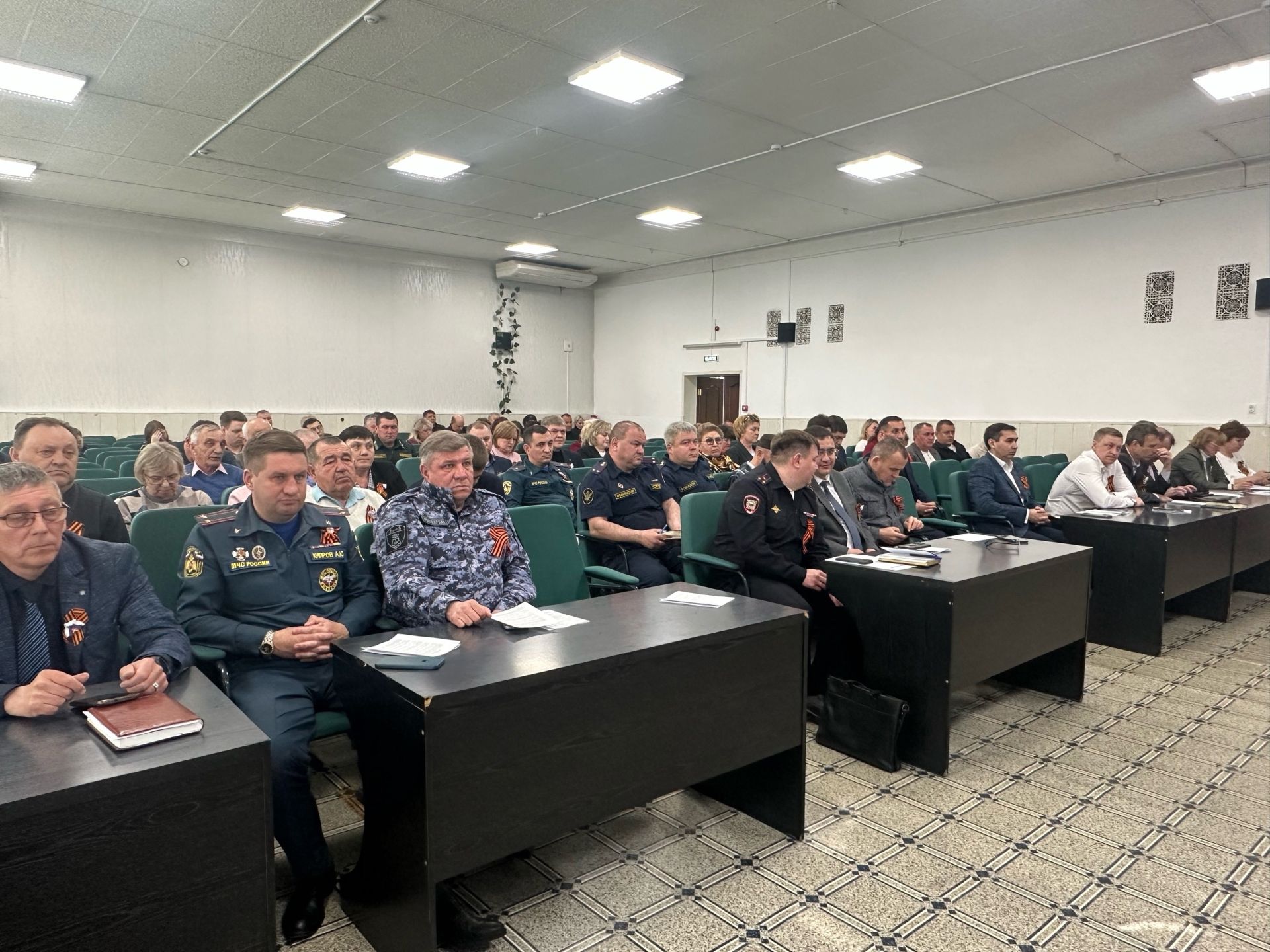 В Чистопольском районе под особый контроль взяли памятники и общественные места