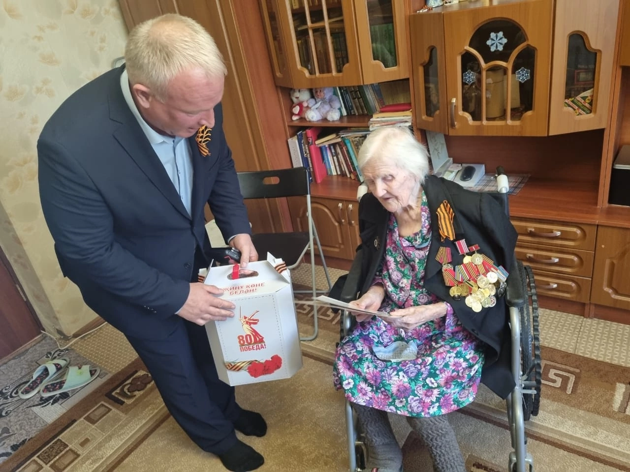Глава Чистопольского района поздравил ветеранов с 80-летием Победы